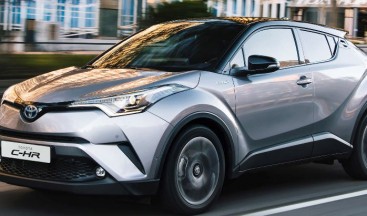 Toyota üretti: Kendi kendini şarj edebilecek