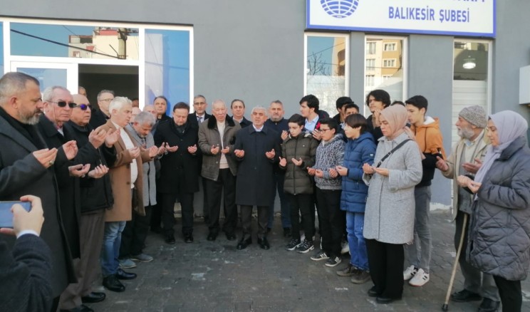 Yeni Dünya Vakfı Balıkesir Şubesi Yeni Binasının Açılışını yaptı