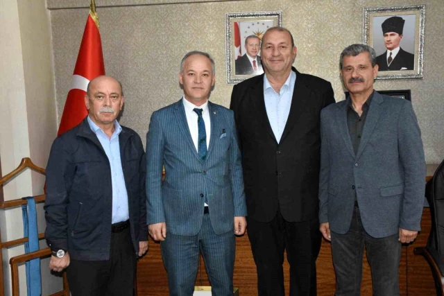 MHP Balıkesir İl Başkanı Niyazi Tunç, Belediye Başkanı Mustafa Göksel’e hayırlı olsun ziyaretinde bulundu